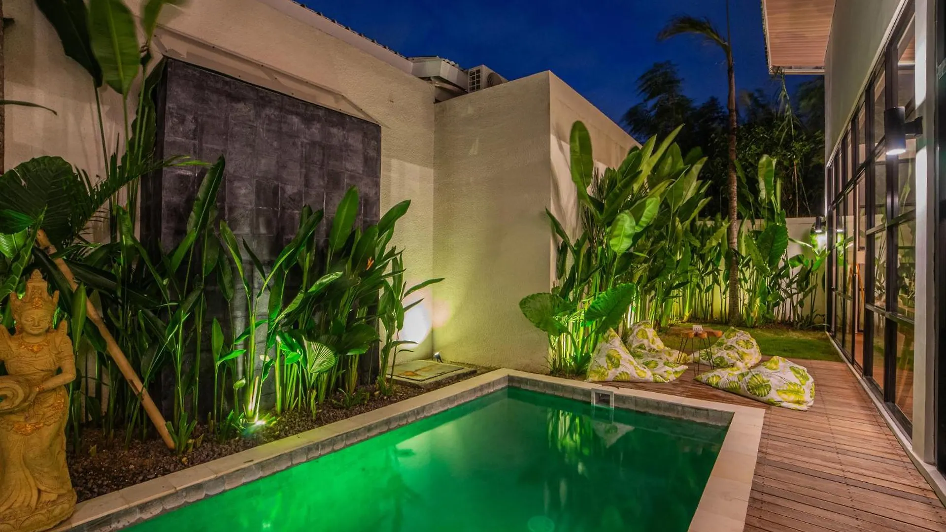Kmana Villas Seminyak By Rh Management