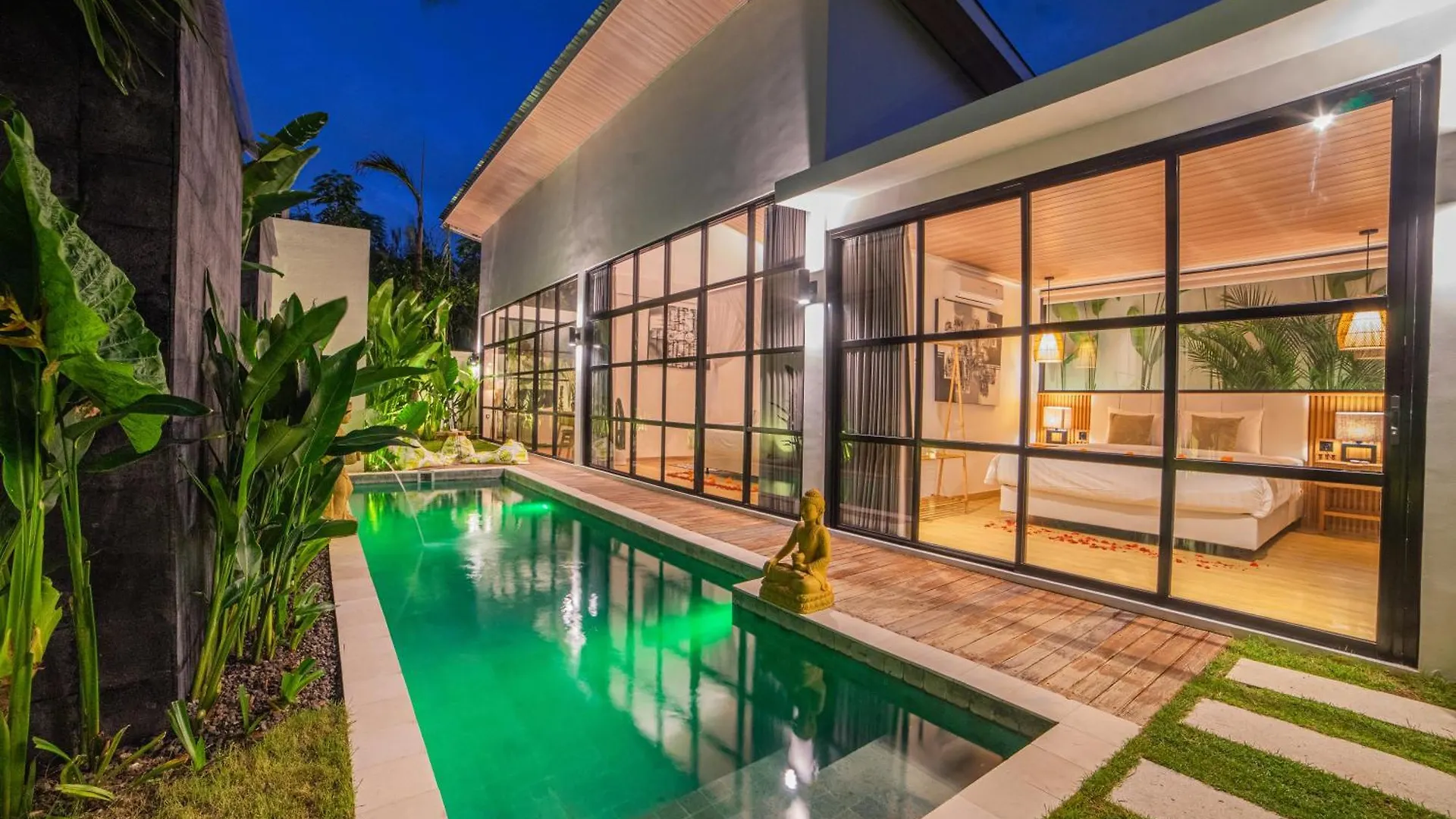 Kmana Villas Seminyak By Rh Management